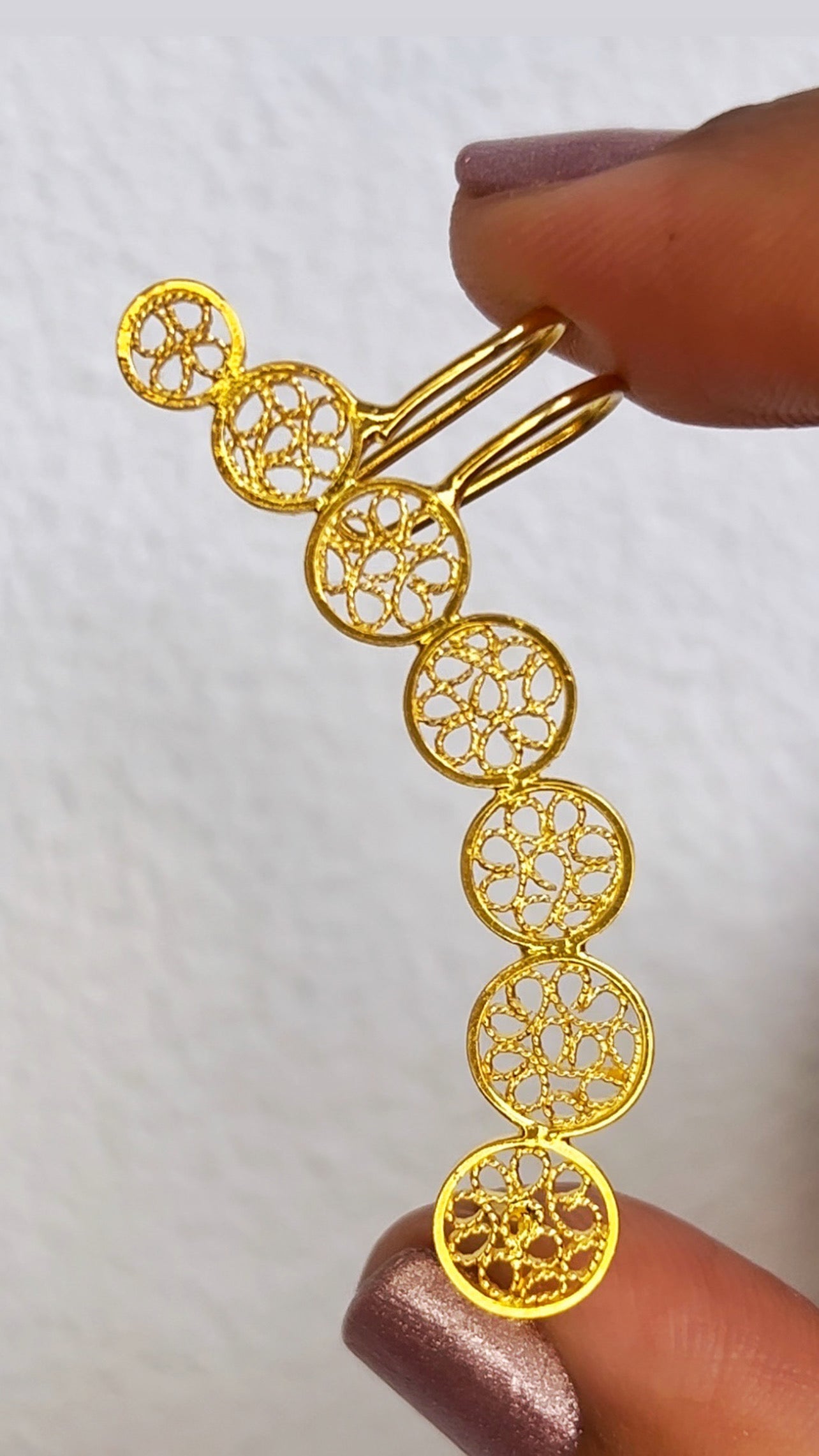 Earcuff Planeta con Baño en Oro de 24 K