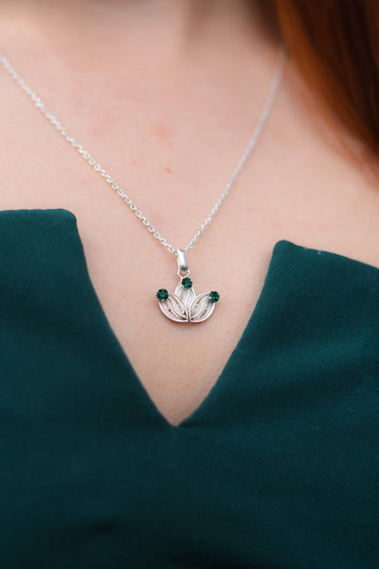 Dije Flor de Bonohomía