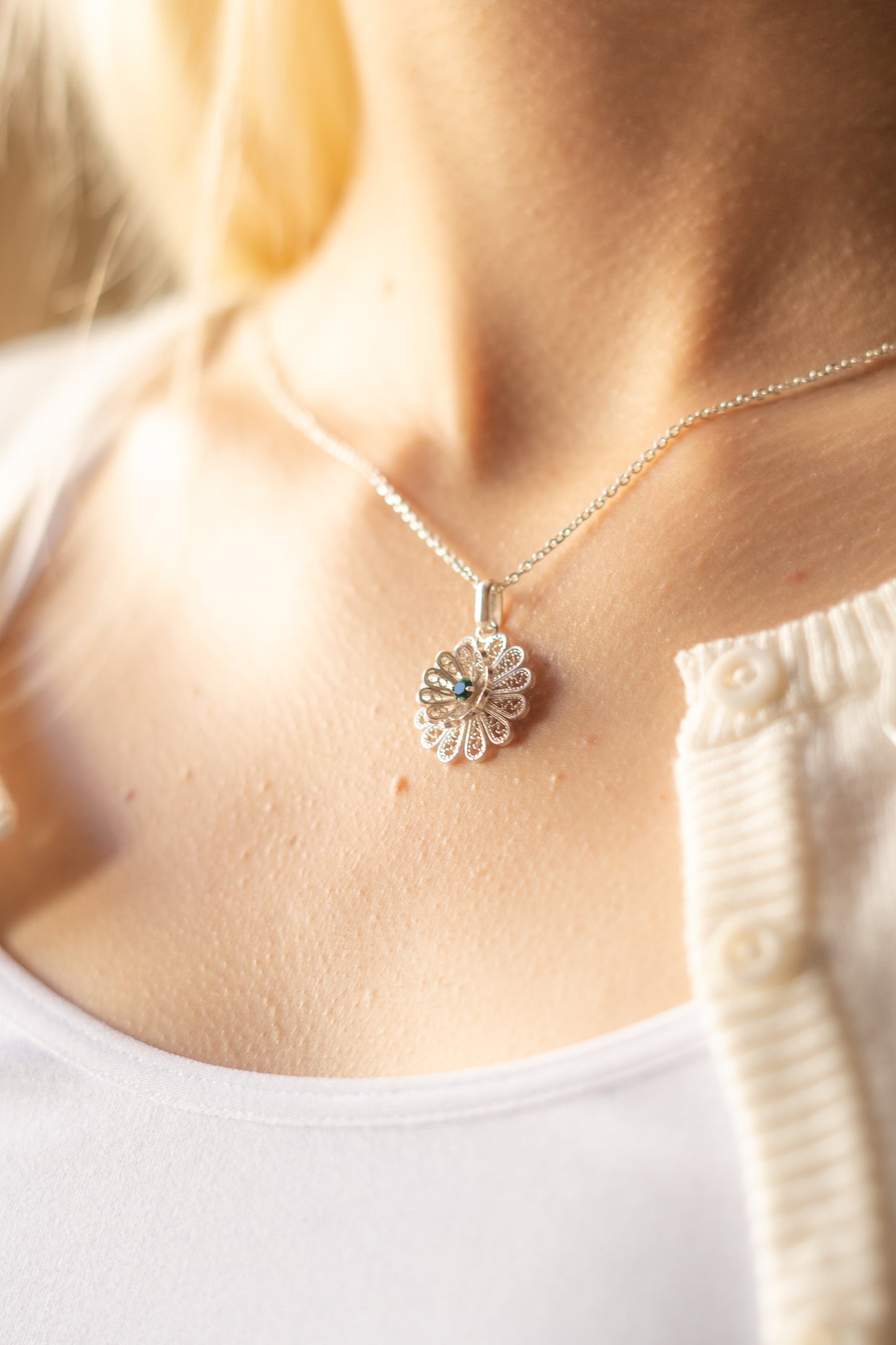 Dije Flor de Serendipia